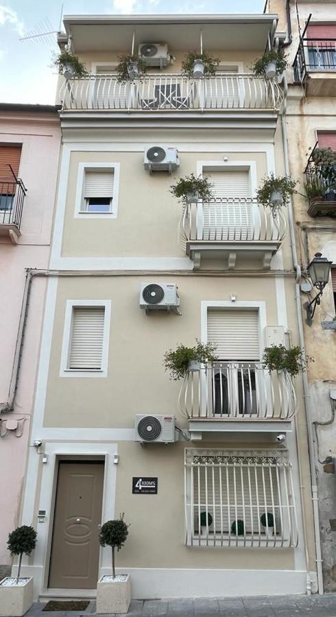 4Rooms B&B - Holiday Home Lamezia Terme Εξωτερικό φωτογραφία
